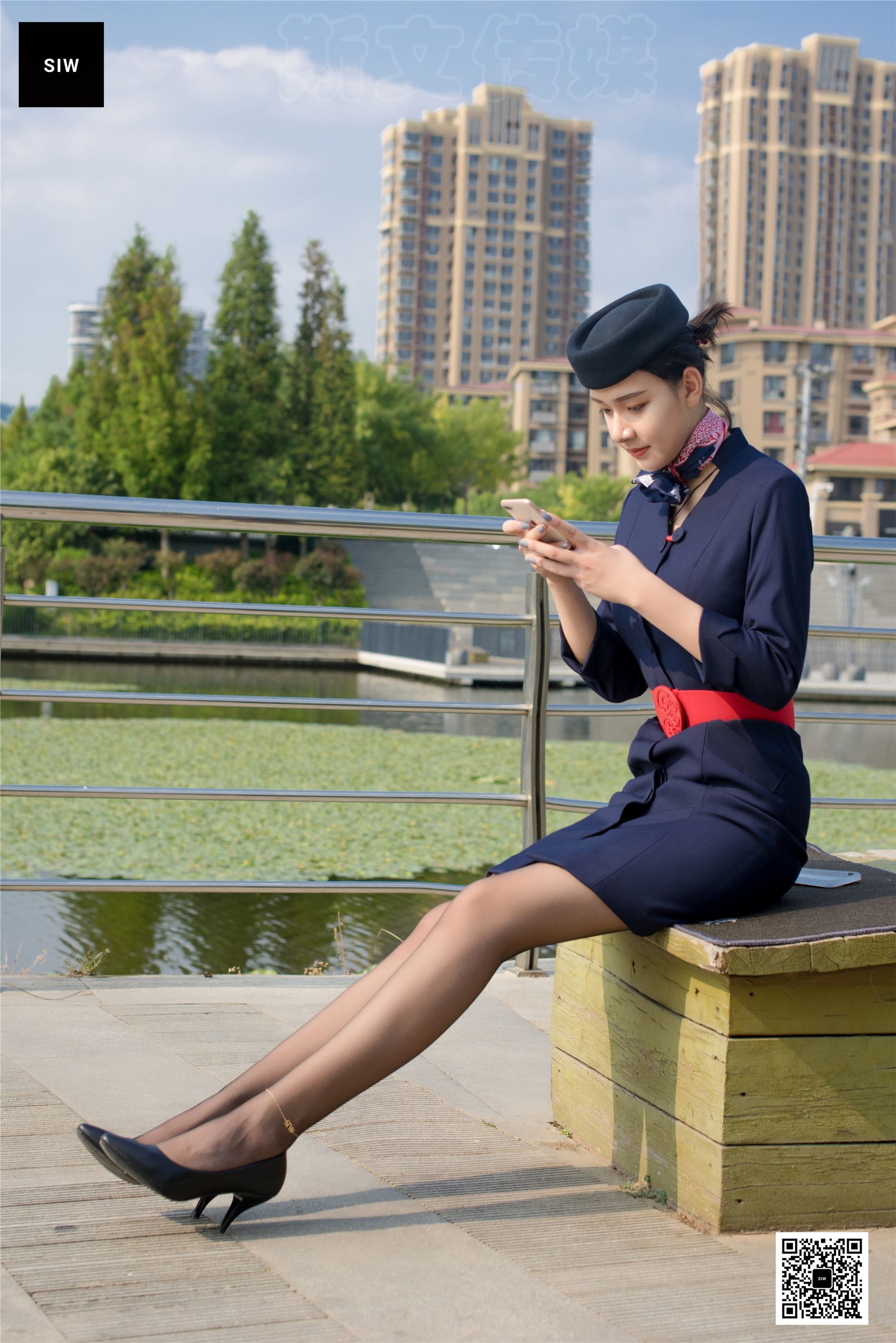 SIW斯文传媒 051 东航工装制服帽子丝巾套裙四件套 - 思琪